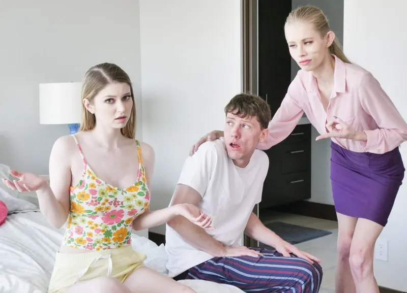 Mẹ kế bắt con gái riêng của chồng yêu nắc với cậu con trai