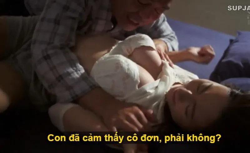 Nhìn con trai mải miết lao vào công việc khiến người yêu của nó cảm thấy cô quạnh, ông bố chồng bất chấp tất cả lao vào làm tình với con dâu.